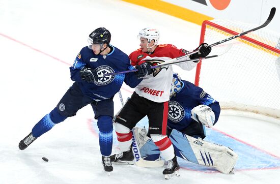 Russia Ice Hockey Kontinental League Sibir - Avangard