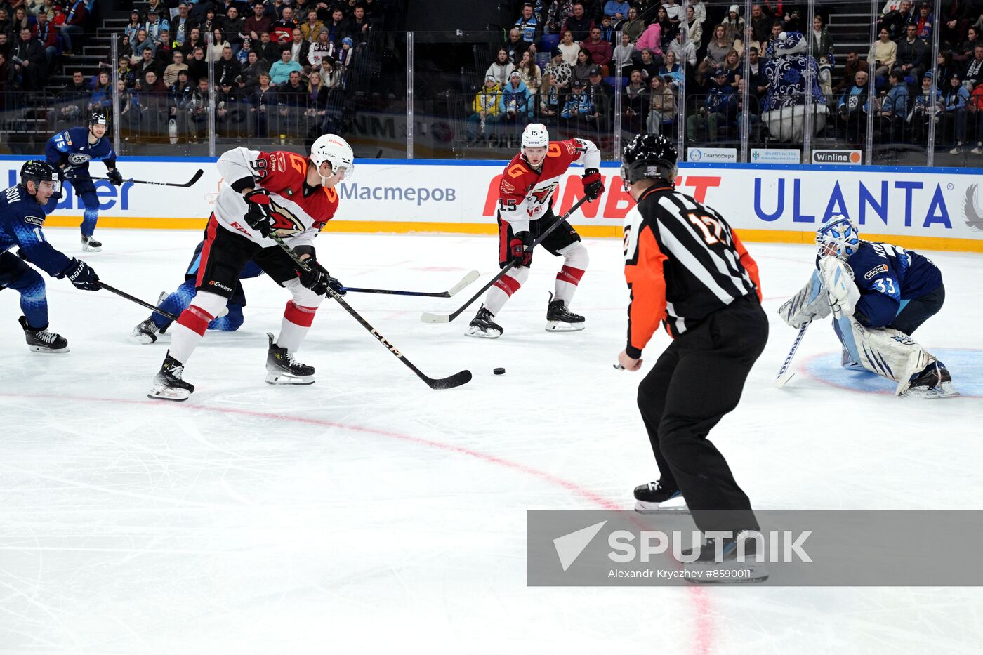 Russia Ice Hockey Kontinental League Sibir - Avangard