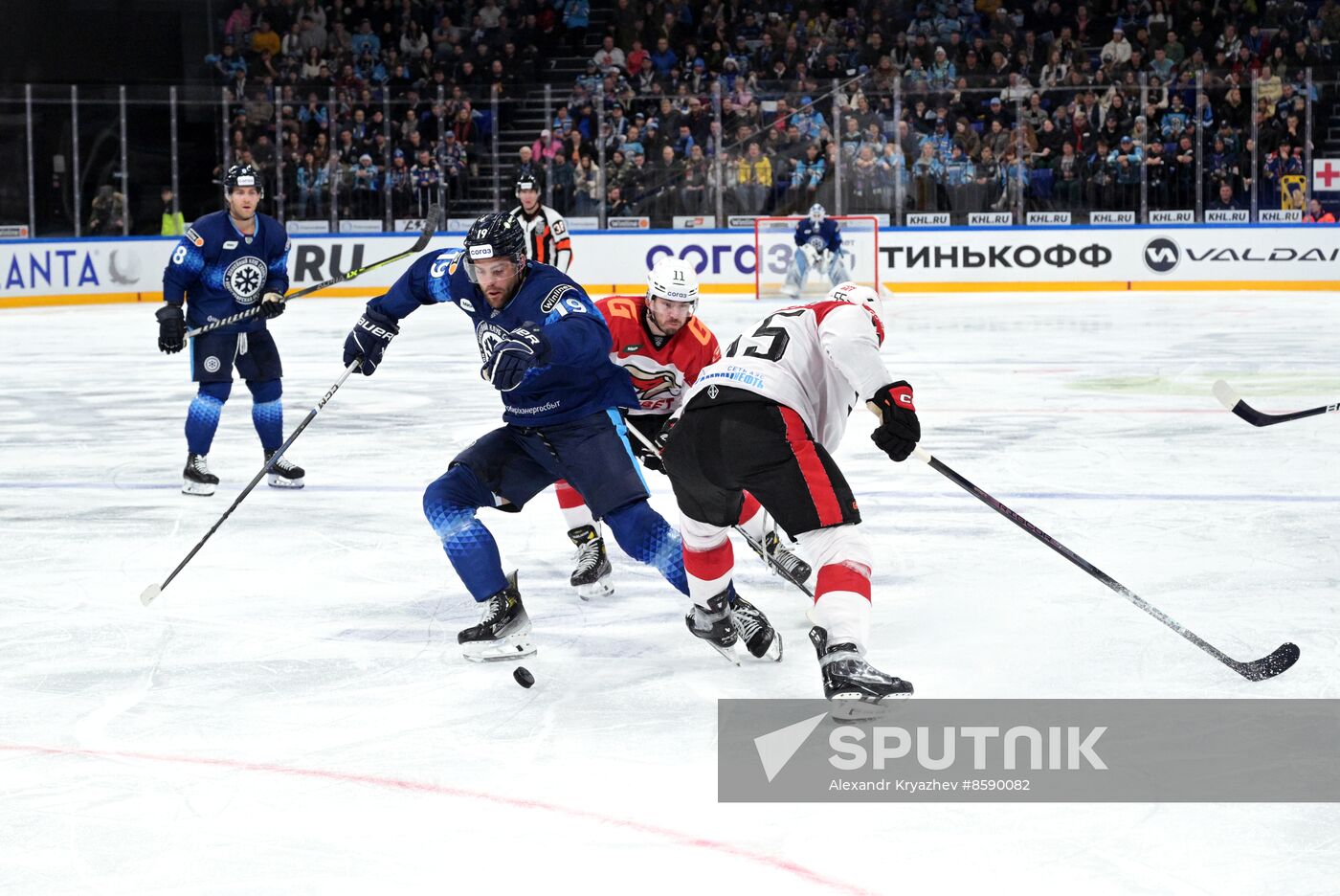 Russia Ice Hockey Kontinental League Sibir - Avangard