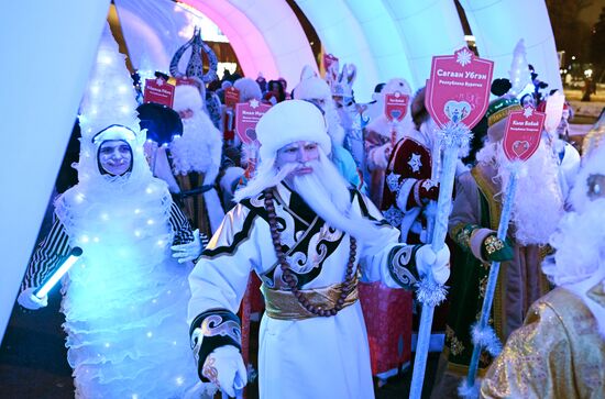The International RUSSIA EXPO forum and exhibition. A Father Frost parade in the VDNKh open space. Location: Russia, Moscow. Author: Grigory Sysoev/Sputnik. RUSSIA EXPO. Father Frost parade