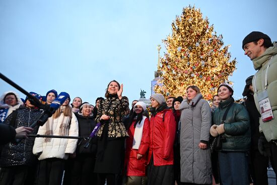 RUSSIA EXPO. Unveiling main Christmas tree