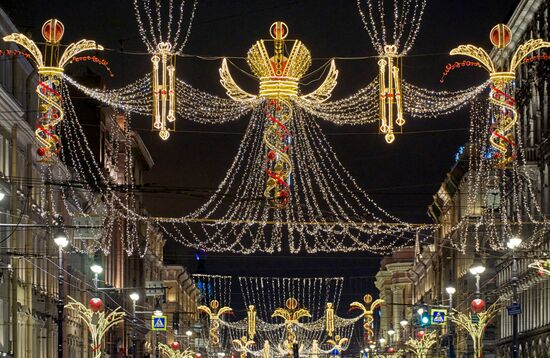 Russia New Year Season Preparations