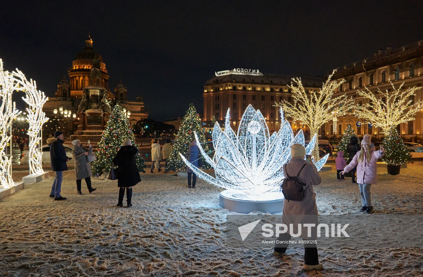 Russia New Year Season Preparations