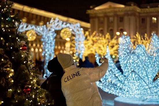 Russia New Year Season Preparations