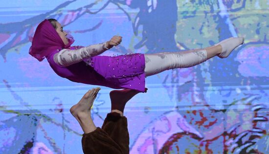 RUSSIA EXPO. A New Year show for children by the Movement of the First
