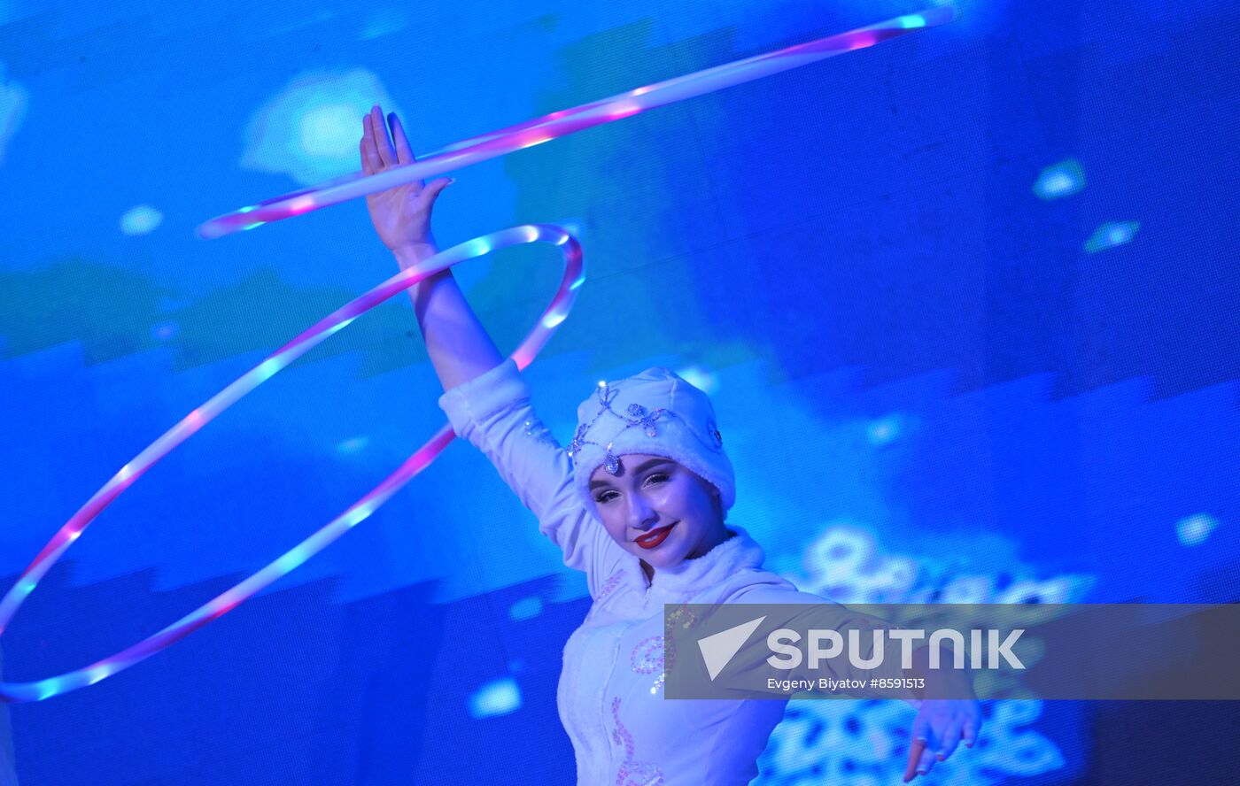 RUSSIA EXPO. A New Year show for children by the Movement of the First