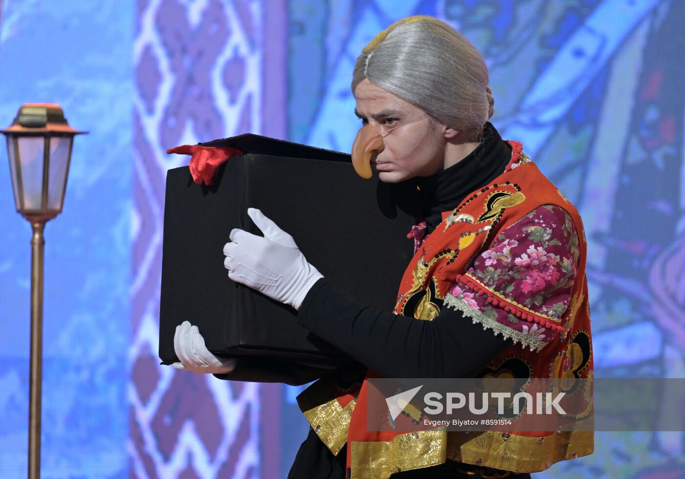 RUSSIA EXPO. A New Year show for children by the Movement of the First