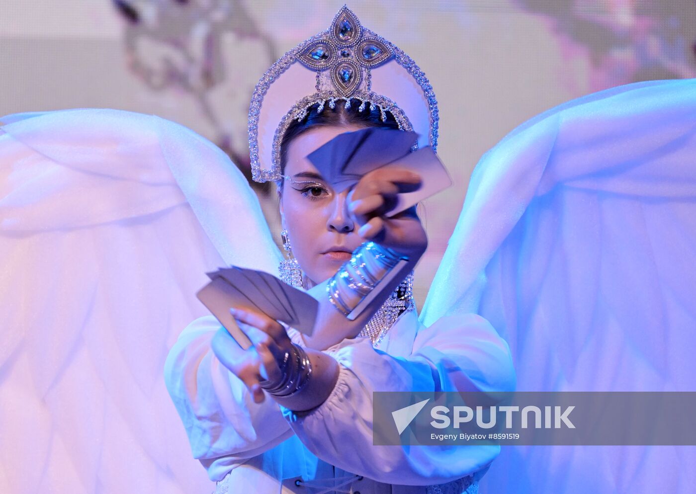 RUSSIA EXPO. A New Year show for children by the Movement of the First