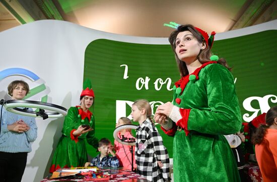 RUSSIA EXPO. Animated Christmas Tree: interactive animated filmmaking workshop