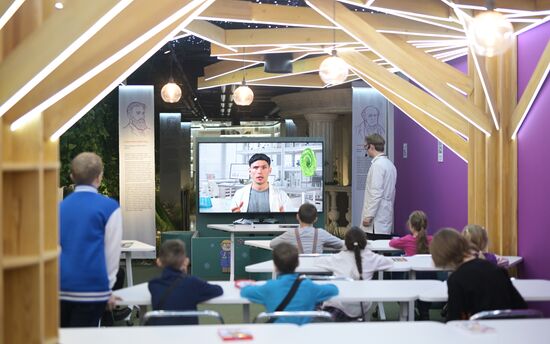 RUSSIA EXPO. Science Kid Day