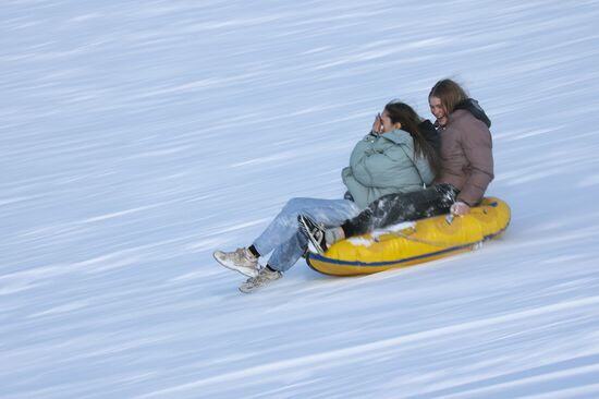 Russia Winter Leisure