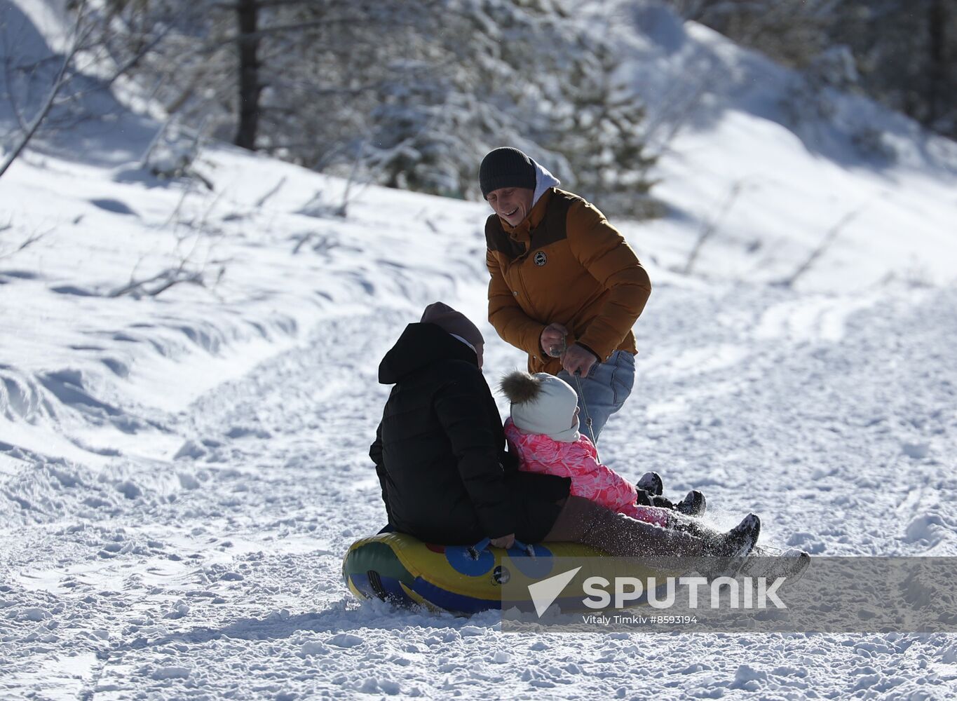 Russia Winter Leisure