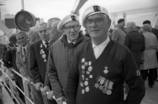 Memorial meeting in Arkhangelsk in honor of  arrival of Dervish, first allied convoy