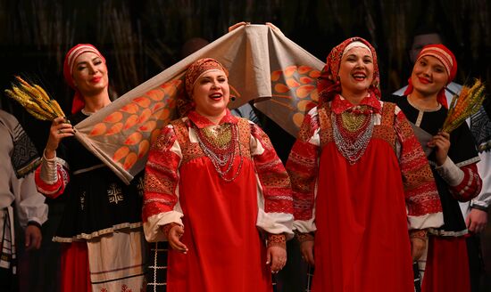 International RUSSIA EXPO forum and exhibition. Belgorod: Where everyone matters concert. Pavilion No. 75. Location: Russia, Moscow. Author: Evgeny Biyatov/Sputnik. RUSSIA EXPO. Belgorod Region Day