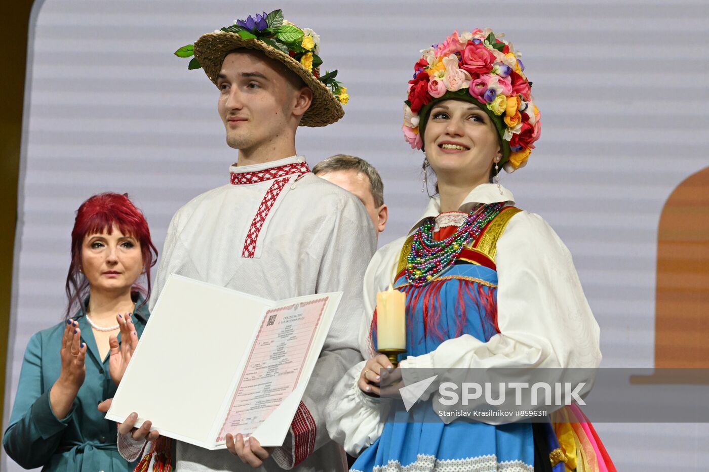 RUSSIA EXPO. Kursk couple's wedding ceremony