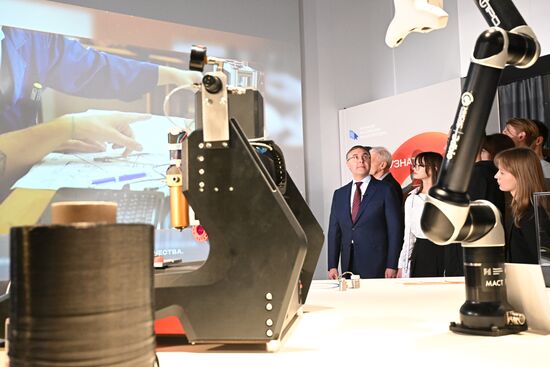 RUSSIA EXPO. Presenting Ministry of Education and Science's Decade of Science and Technology updated exhibition