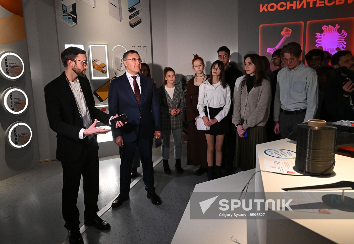 RUSSIA EXPO. Presenting Ministry of Education and Science's Decade of Science and Technology updated exhibition