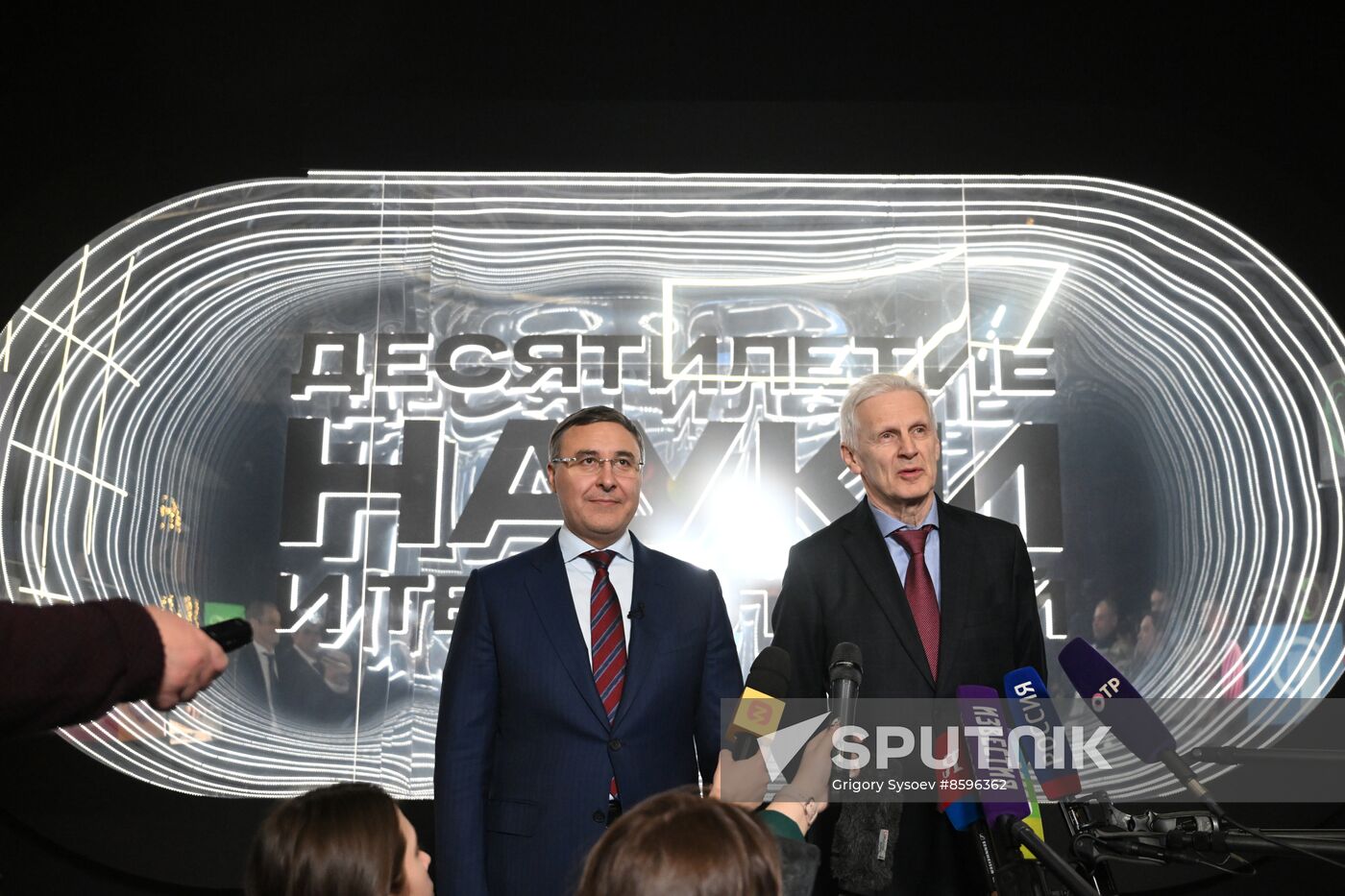 RUSSIA EXPO. Presenting Ministry of Education and Science's Decade of Science and Technology updated exhibition