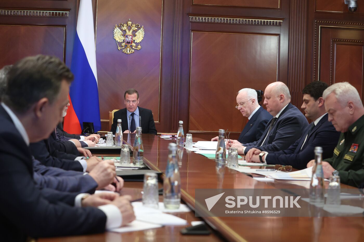 Russia Medvedev Army Contract Service Meeting