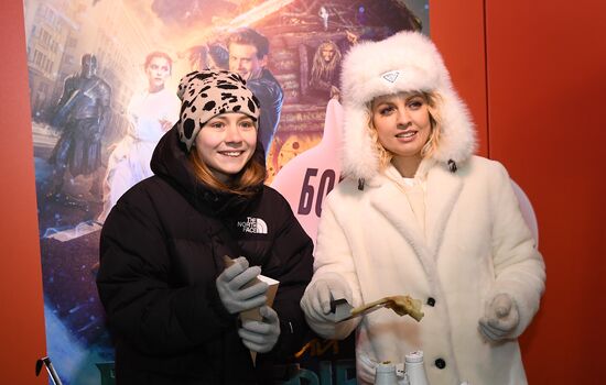 Celebrating Old New Year with Ilya Averbukh in Hermitage Garden