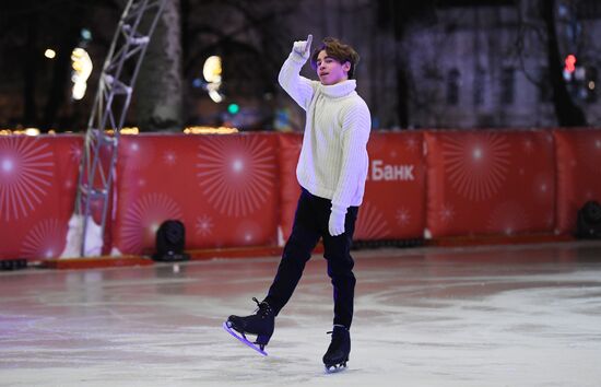 Celebrating Old New Year with Ilya Averbukh in Hermitage Garden