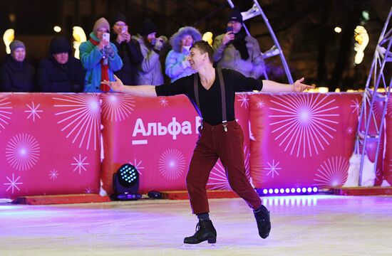 Celebrating Old New Year with Ilya Averbukh in Hermitage Garden