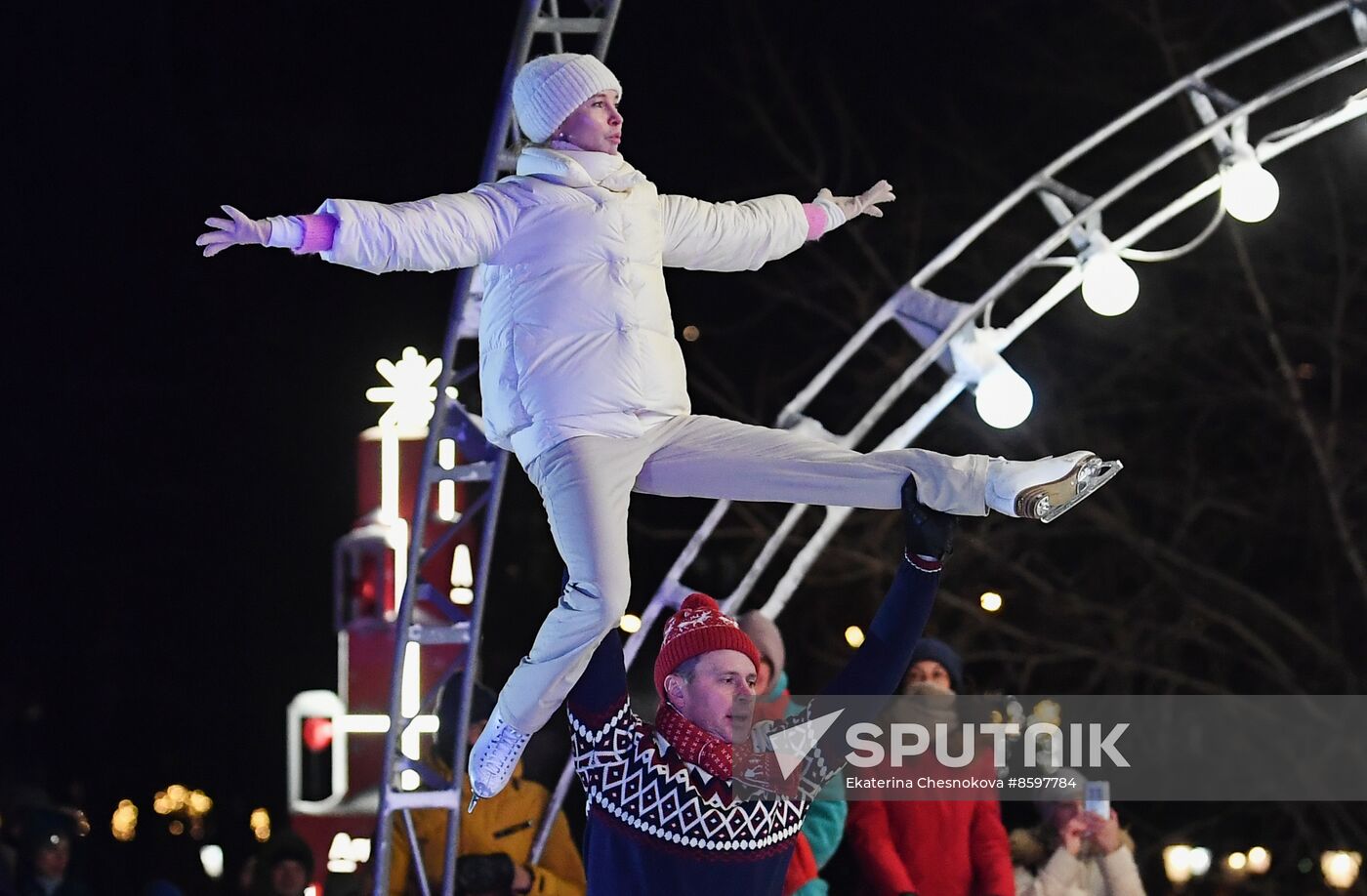 Celebrating Old New Year with Ilya Averbukh in Hermitage Garden
