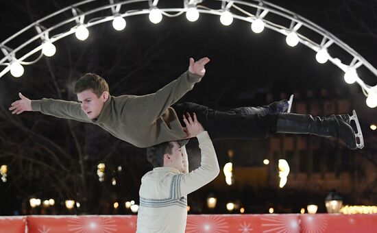 Celebrating Old New Year with Ilya Averbukh in Hermitage Garden