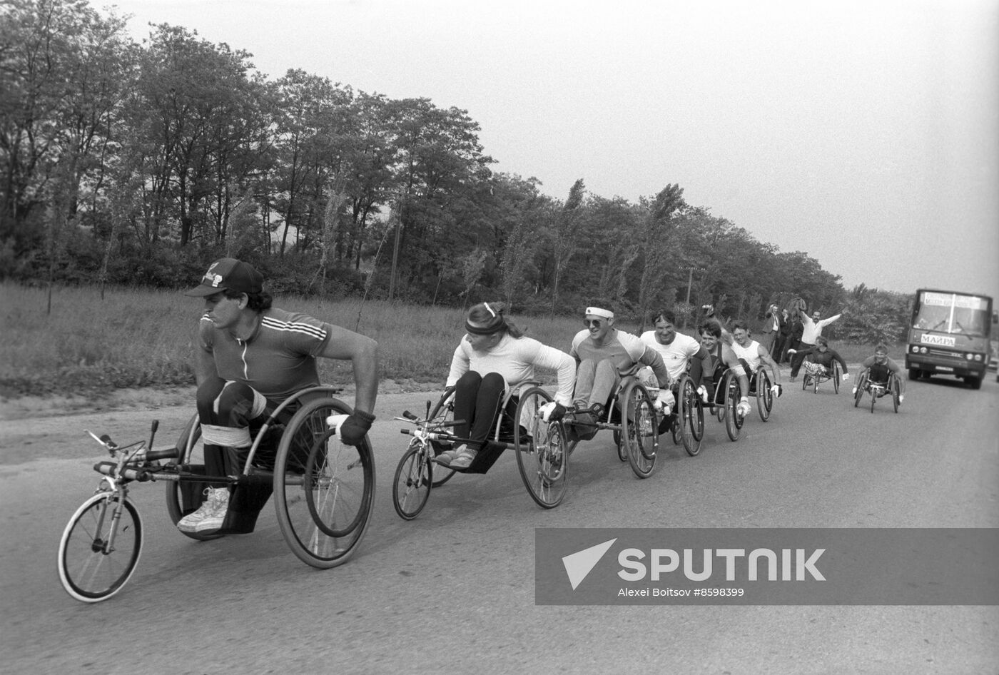 Moscow-Kiev-Krivoy Rog supermarathon in wheelchairs
