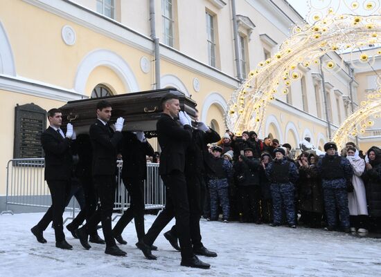 Russia Actor Solomin Death