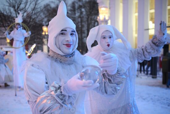 The International RUSSIA EXPO Forum and Exhibition. Winter Street Theater Festival. Main outdoor stage. Location: Russia, Moscow. Author: Alexey Nikolskiy/Sputnik. RUSSIA EXPO. Winter Street Theater Festival