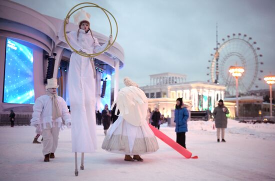 The International RUSSIA EXPO Forum and Exhibition. Winter Street Theater Festival. Main outdoor stage. Location: Russia, Moscow. Author: Alexey Nikolskiy/Sputnik. RUSSIA EXPO. Winter Street Theater Festival