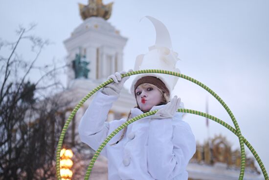 The International RUSSIA EXPO Forum and Exhibition. Winter Street Theater Festival. Main outdoor stage. Location: Russia, Moscow. Author: Alexey Nikolskiy/Sputnik. RUSSIA EXPO. Winter Street Theater Festival