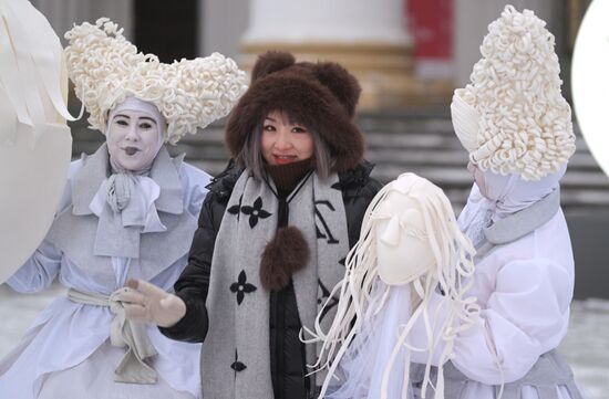 The International RUSSIA EXPO Forum and Exhibition. Winter Street Theater Festival. Main outdoor stage. Location: Russia, Moscow. Author: Alexey Nikolskiy/Sputnik. RUSSIA EXPO. Winter Street Theater Festival