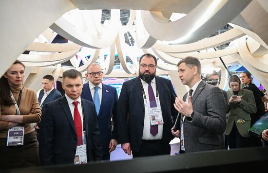 RUSSIA EXPO. Minister of Digital Development, Communications and Mass Media Maksut Shadayev at stands