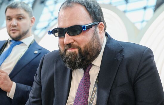 RUSSIA EXPO. Minister of Digital Development, Communications and Mass Media Maksut Shadayev at stands