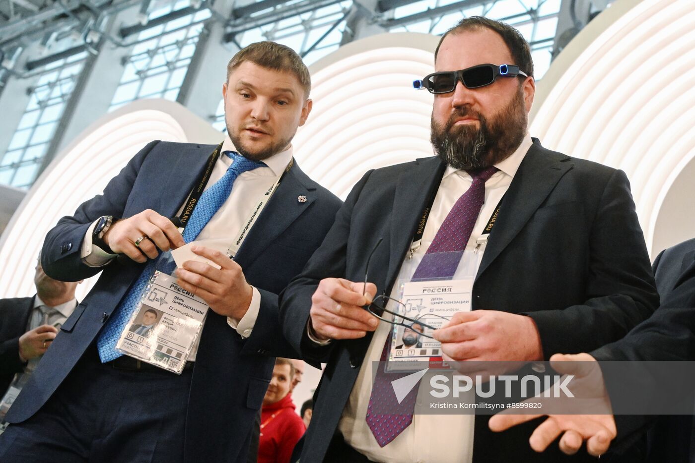 RUSSIA EXPO. Minister of Digital Development, Communications and Mass Media Maksut Shadayev at stands