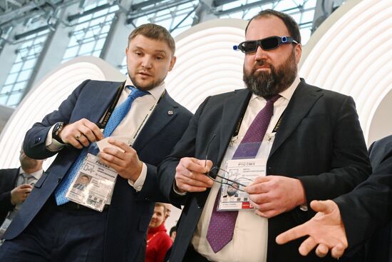 RUSSIA EXPO. Minister of Digital Development, Communications and Mass Media Maksut Shadayev at stands