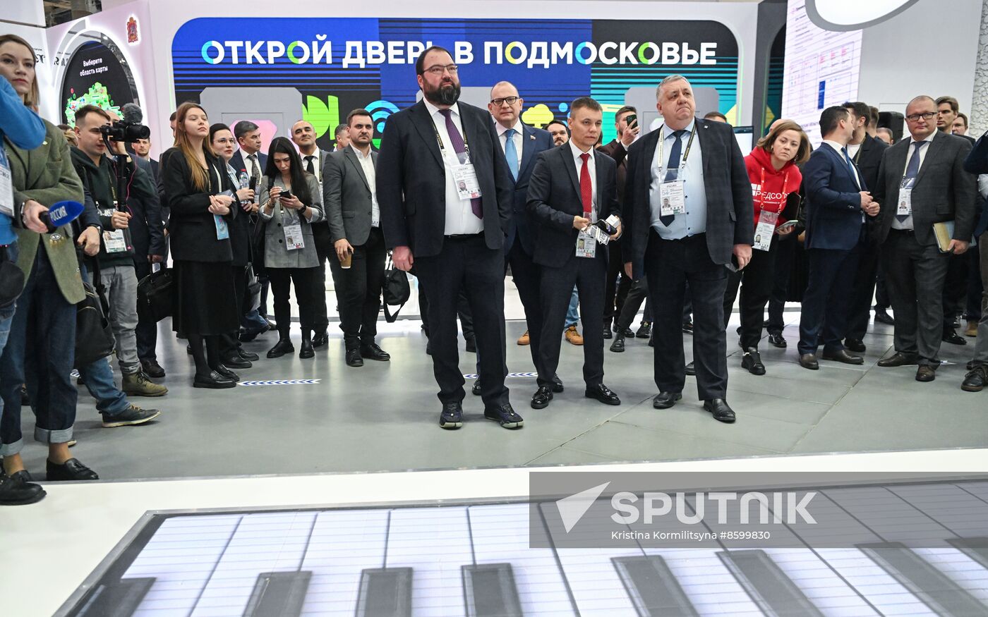 RUSSIA EXPO. Minister of Digital Development, Communications and Mass Media Maksut Shadayev at stands