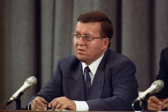 Delegation of the Socialist International visits USSR