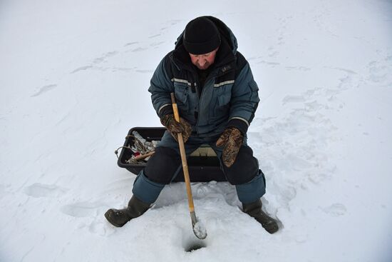 Russia Winter Fishing