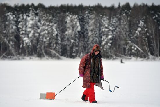 Russia Winter Fishing