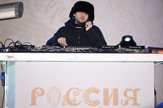 The RUSSIA EXPO International Exhibition and Forum. Rythm of Digit concert. Main outdoors stage. DJ Leonid Rudenko. Location: Russia, Moscow. Author: Ramil Sitdikov/Sputnik. RUSSIA EXPO. Digital Rhythm concert
