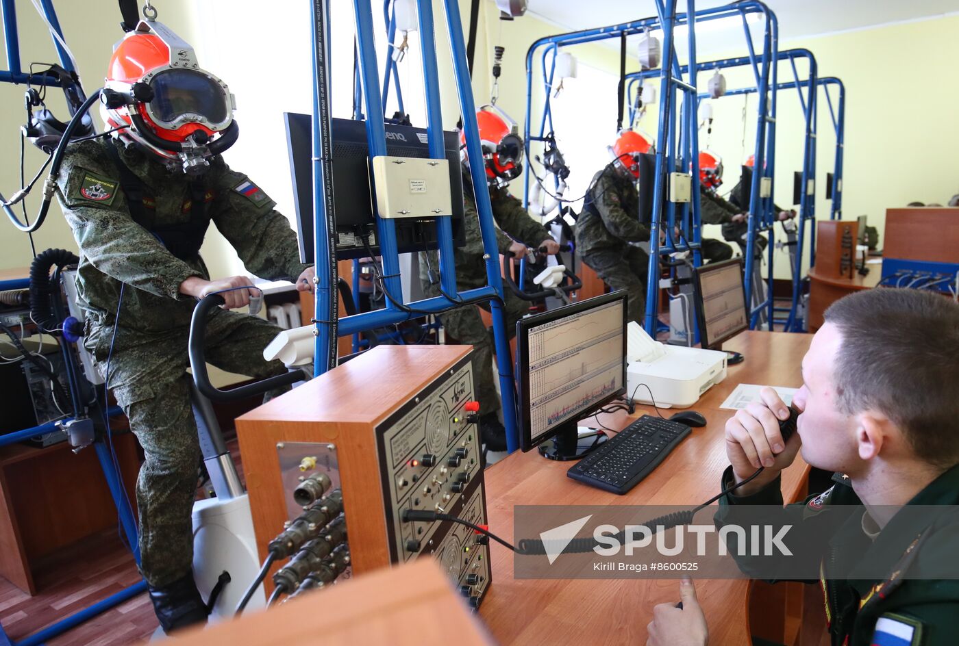 Russia Engineer Divers Training