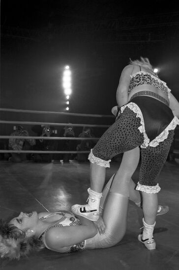 Stallone Rockets women's wrestling show in Moscow