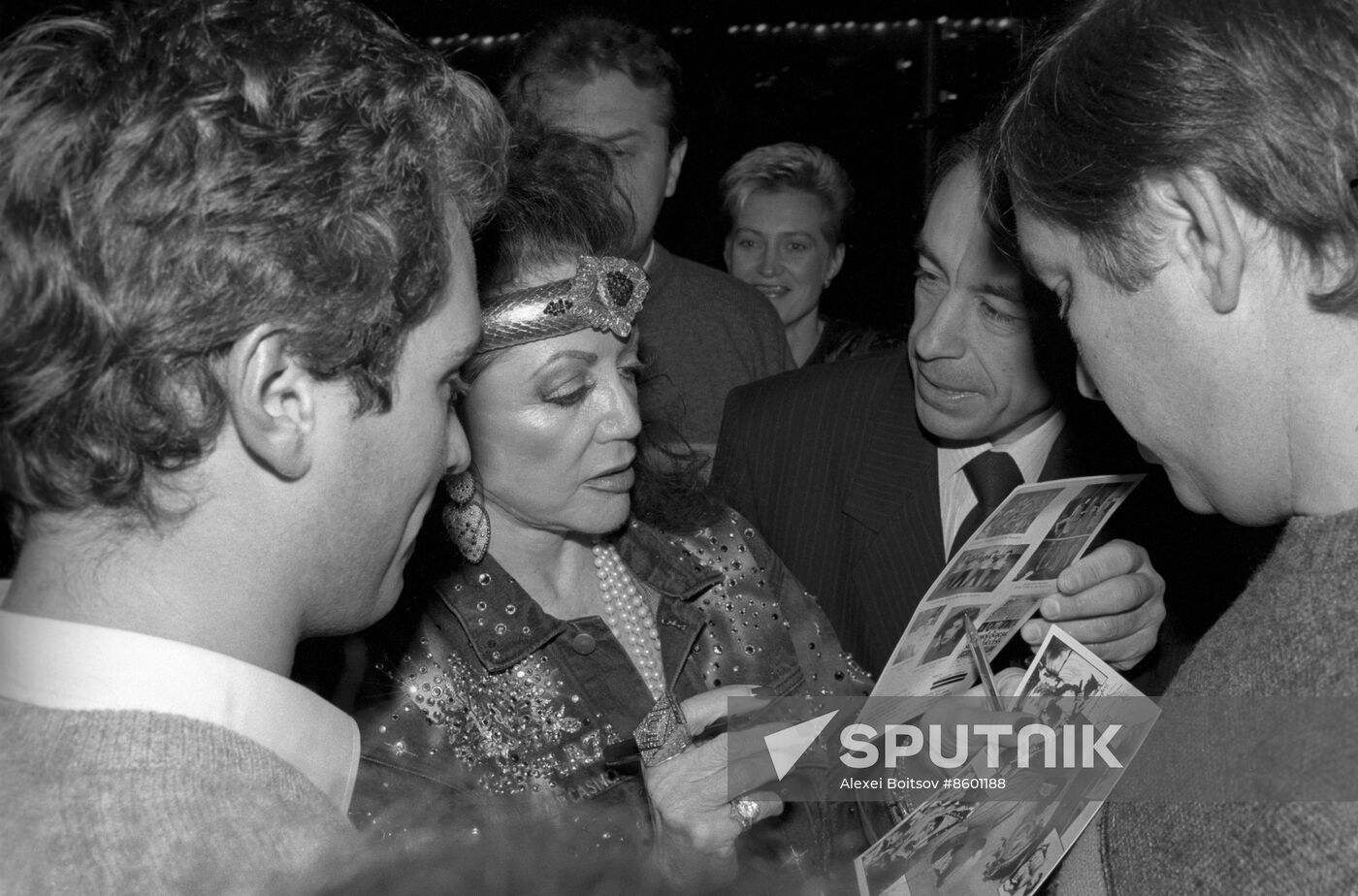 Stallone Rockets, women's wrestling show in Moscow