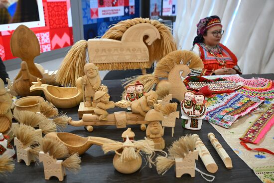 The International RUSSIA EXPO Forum and Exhibition. The stand of the Republic of Mordovia. Pavilion 75. Location: Russia, Moscow. Author: Maksim Blinov/Sputnik. RUSSIA EXPO