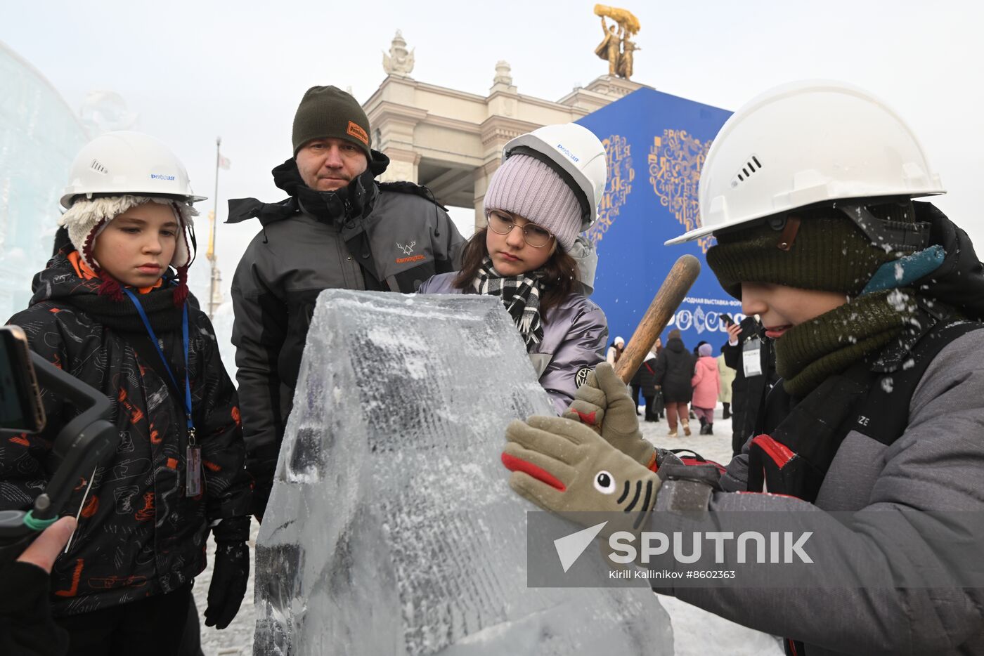 RUSSIA EXPO. Ice Sculpture Festival
