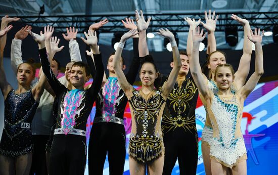 International RUSSIA EXPO forum and exhibition. Russian national acrobatics team's show. Champions of Russia, winners of international competitions. Location: Russia, Moscow. Author: Ramil Sitdikov/Sputnik. RUSSIA EXPO. Russian national acrobatics team