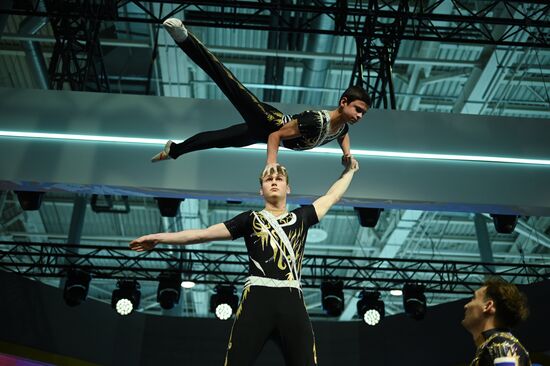 International RUSSIA EXPO forum and exhibition. Russian national acrobatics team's show. Champions of Russia, winners of international competitions. Location: Russia, Moscow. Author: Ramil Sitdikov/Sputnik. RUSSIA EXPO. Russian national acrobatics team